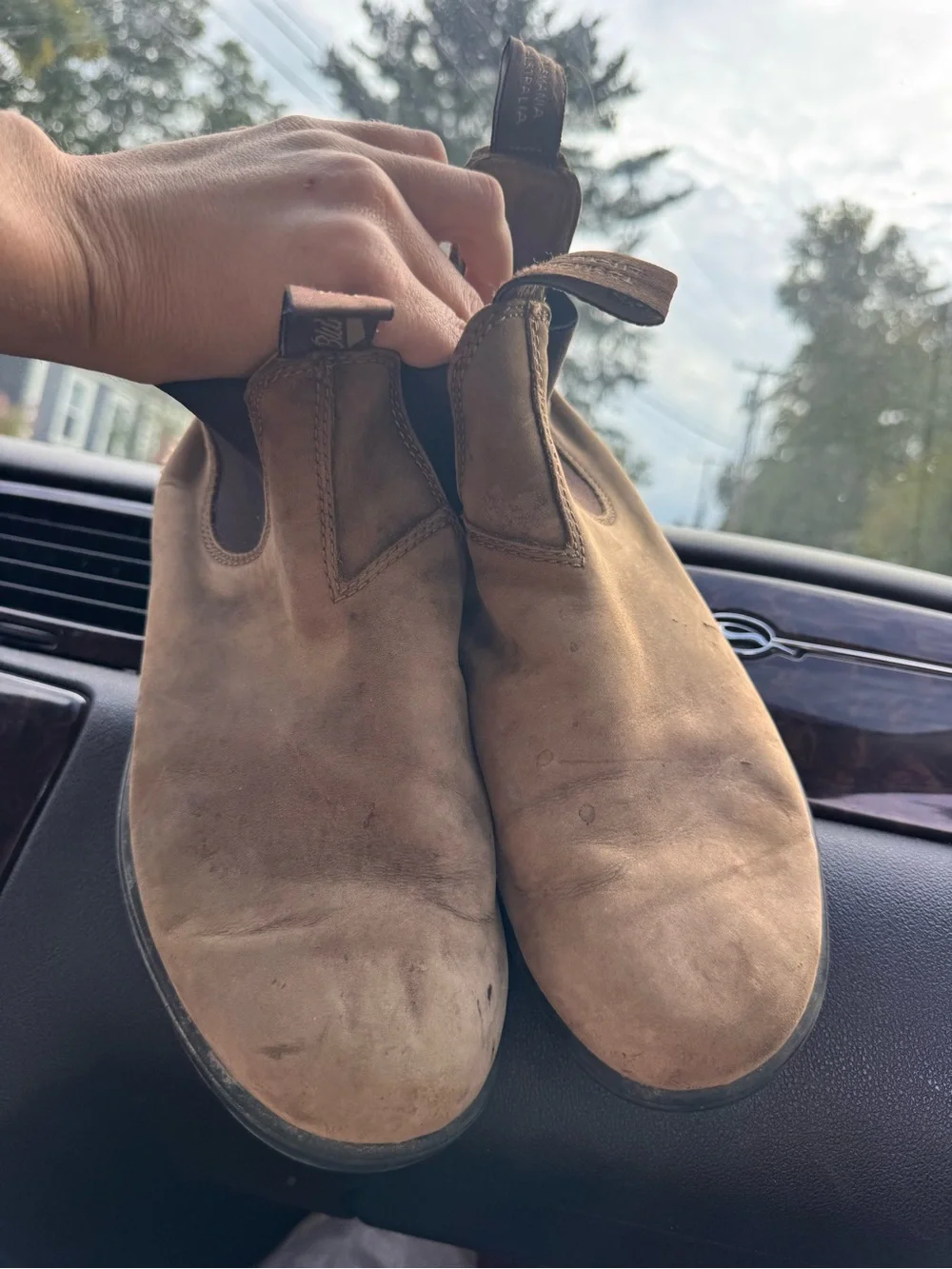 Blundstone weathered Chelsea Ankle Booties size 10